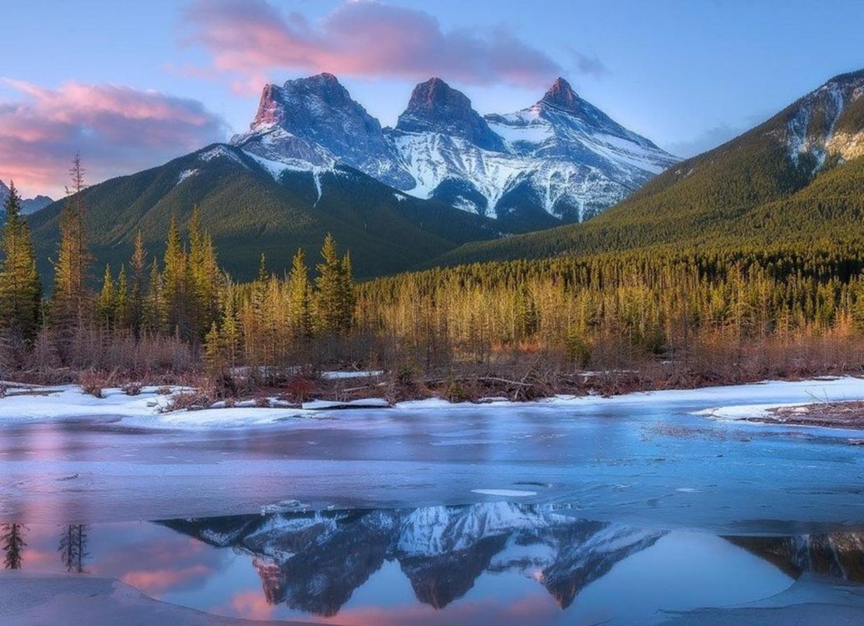 Copperstone Resort - Mountain View 2 Bedroom Condo Canmore Bagian luar foto
