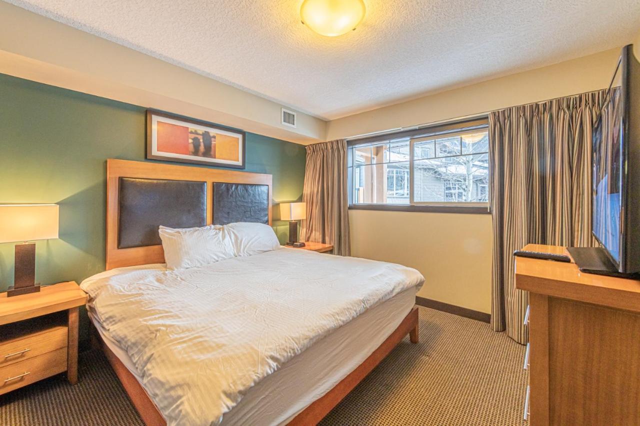 Copperstone Resort - Mountain View 2 Bedroom Condo Canmore Bagian luar foto