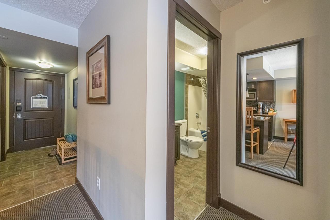 Copperstone Resort - Mountain View 2 Bedroom Condo Canmore Bagian luar foto