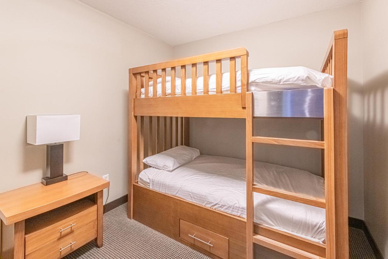 Copperstone Resort - Mountain View 2 Bedroom Condo Canmore Bagian luar foto