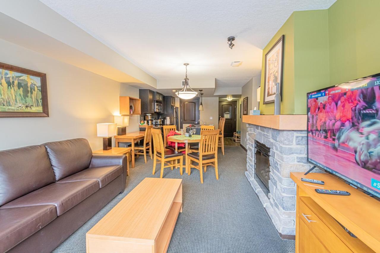 Copperstone Resort - Mountain View 2 Bedroom Condo Canmore Bagian luar foto